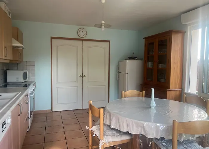 Holiday home Maison Familiale 6 A 8 Personnes Centre